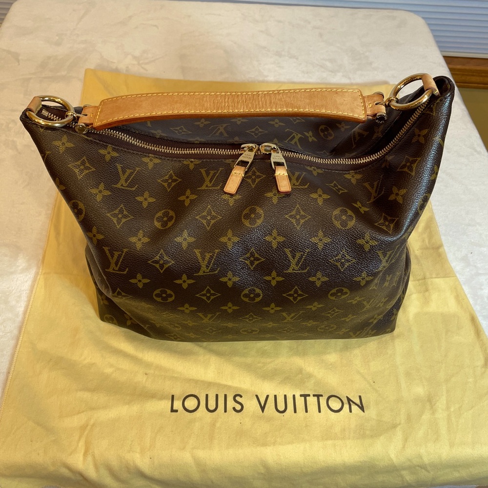 EUC Authentic Louis Vuitton Sully Monogram MM